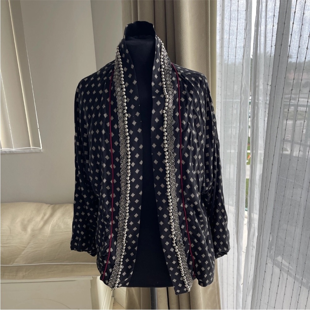Basement collection Black  Cream Kimono Beaded Size S